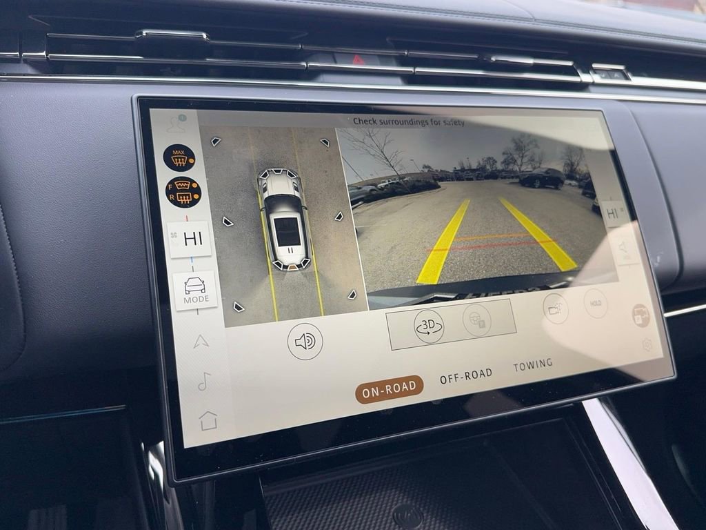 New 2026 Land Rover Range Rover Sport SV image 18