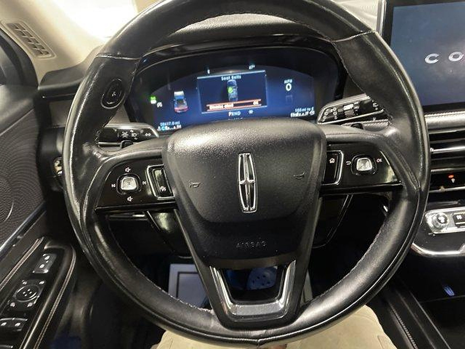 Used 2023 Lincoln Corsair Reserve w/ Equipment Group 201A AWD/4WD image 24