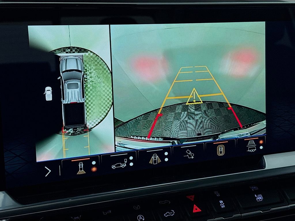 New 2026 GMC Sierra 1500 SLT w/ SLT Premium Plus Package image 14