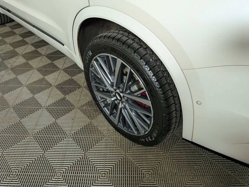 Used 2023 Cadillac XT6 Sport w/ Technology Package image 14