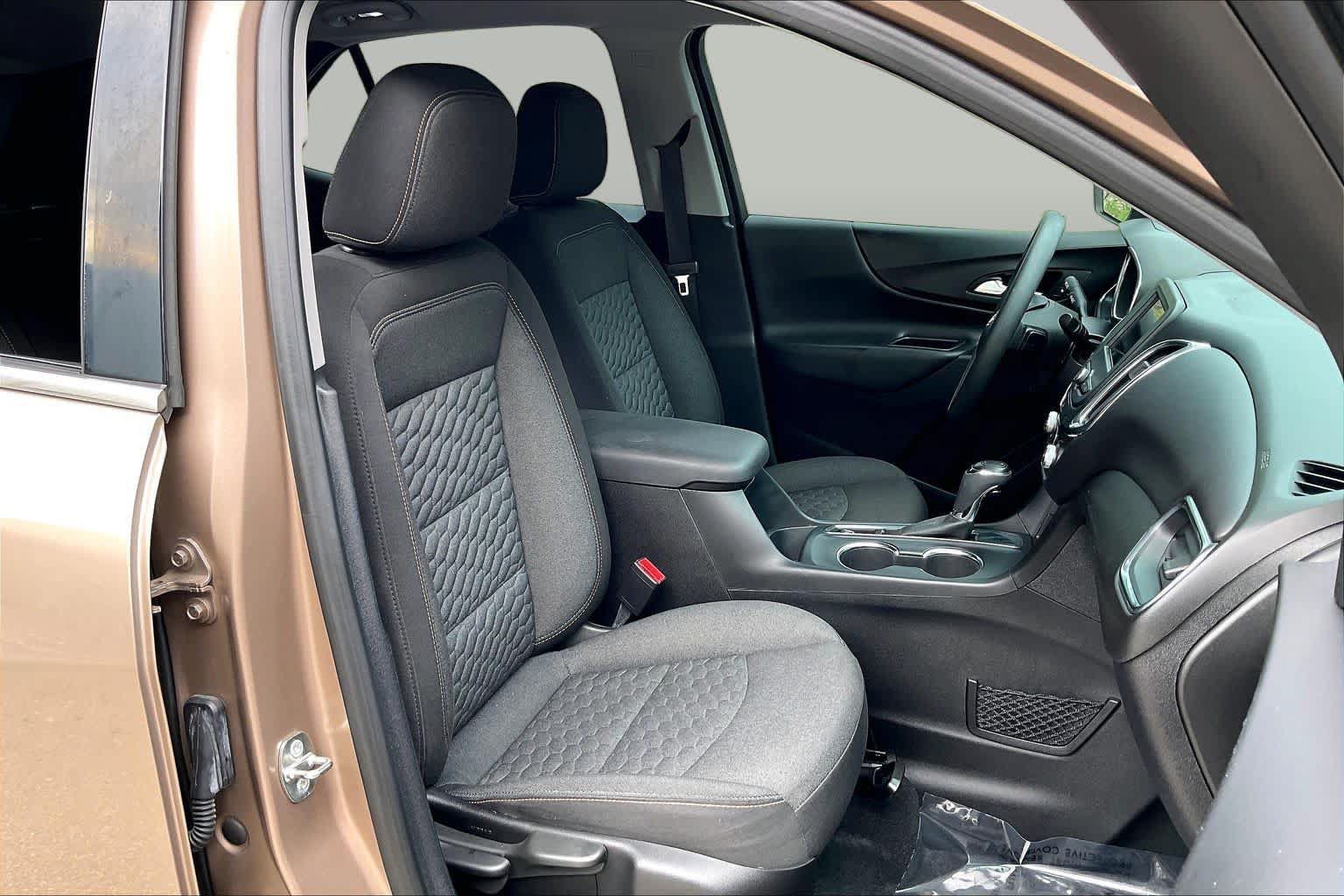 Used 2019 Chevrolet Equinox LT FWD image 8