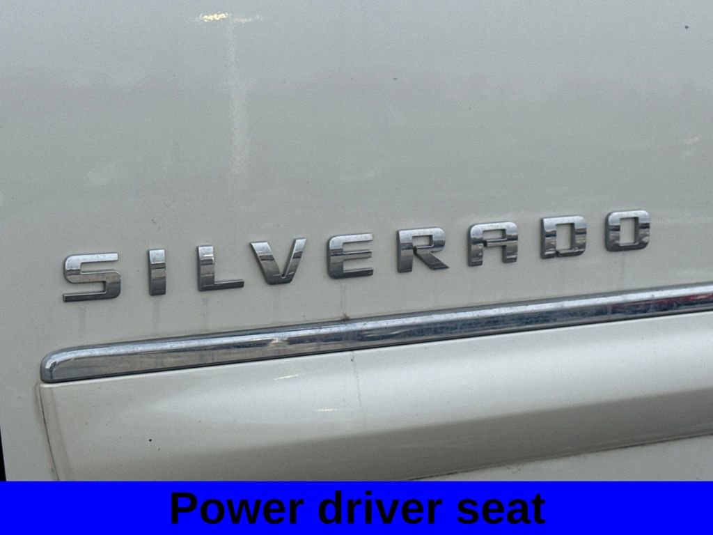 Used 2010 Chevrolet Silverado 1500 LTZ w/ White Diamond Tricoat Edition image 20