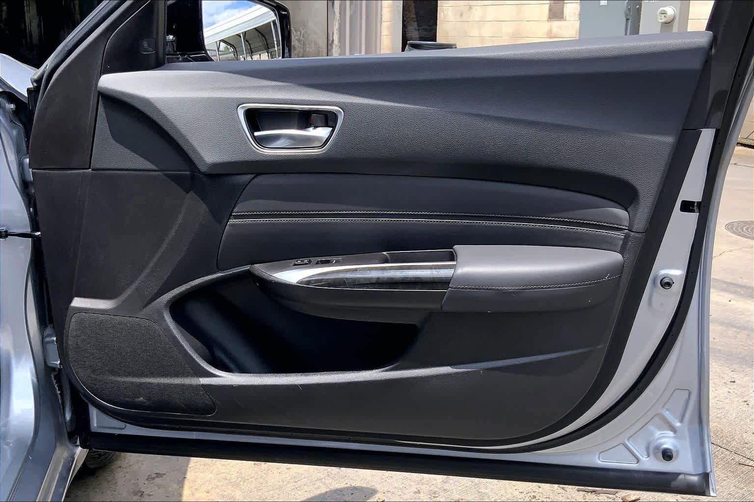 Used 2020 Acura TLX w/ Technology Package FWD image 21