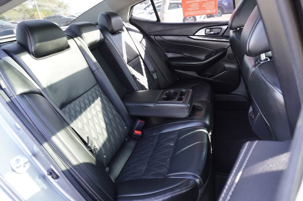 Certified 2023 Nissan Maxima Platinum w/ Sport Mat Group image 9