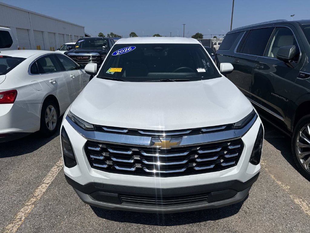 Used 2026 Chevrolet Equinox LT w/ Convenience Package II FWD image 4