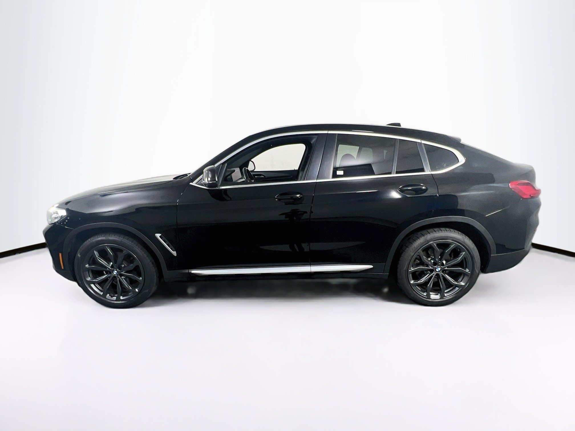 Used 2022 BMW X4 xDrive30i w/ Convenience Package AWD/4WD image 8