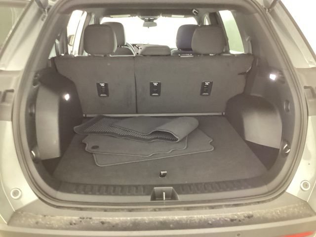 Used 2026 Chevrolet Equinox LT AWD/4WD image 24