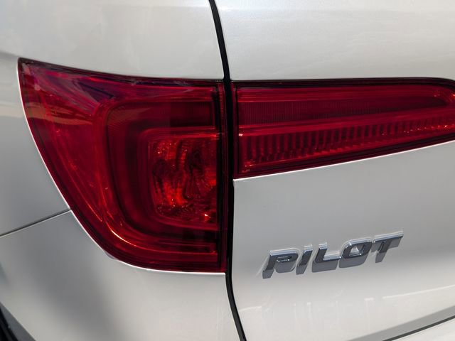 Used 2016 Honda Pilot EX-L image 11