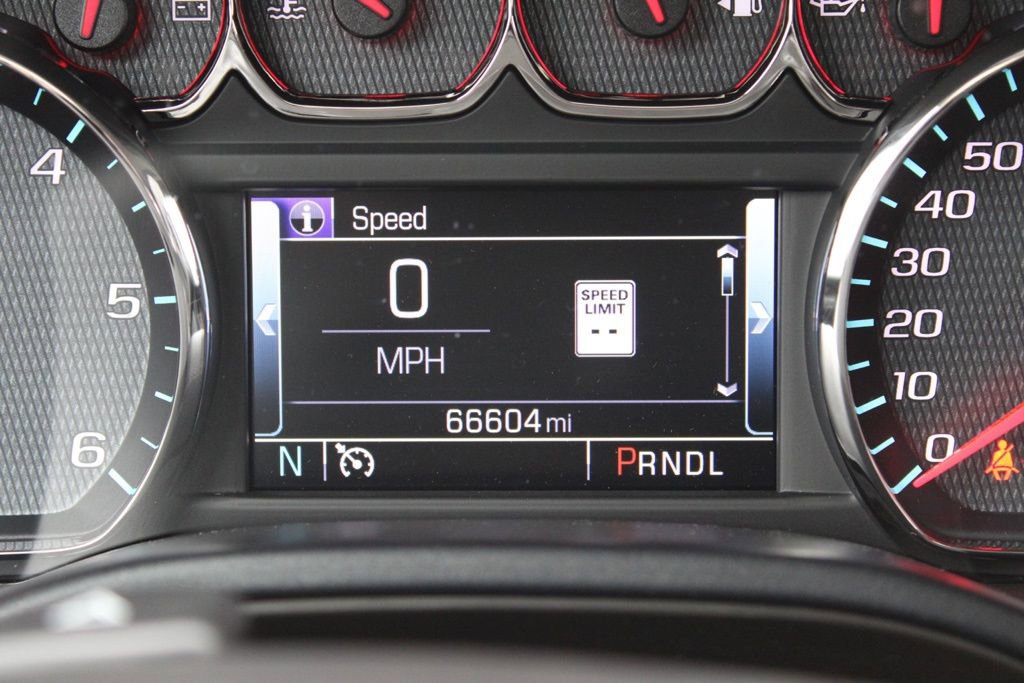 Used 2018 Chevrolet Silverado 1500 LT w/ All Star Edition image 31