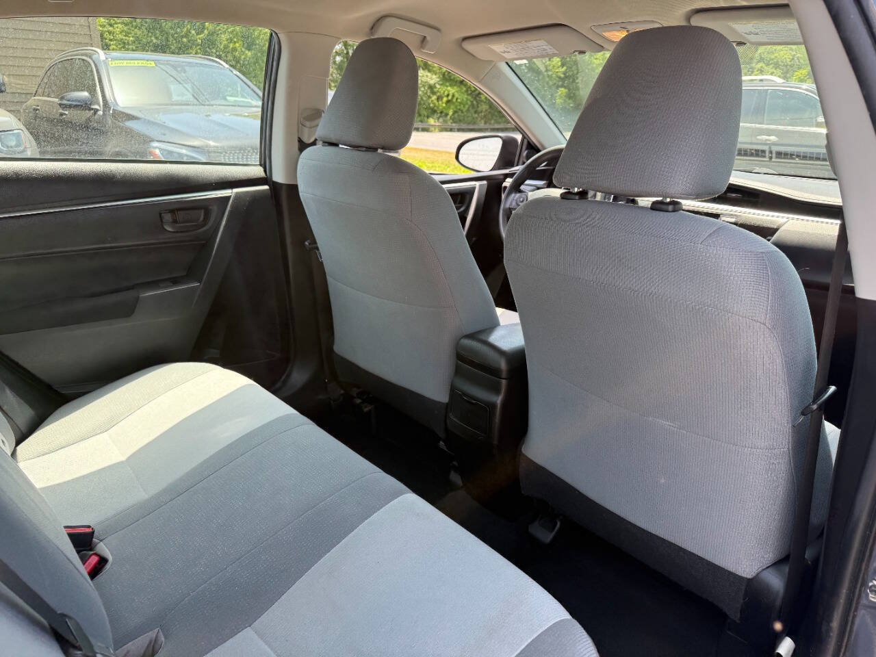 Used 2016 Toyota Corolla L FWD image 25