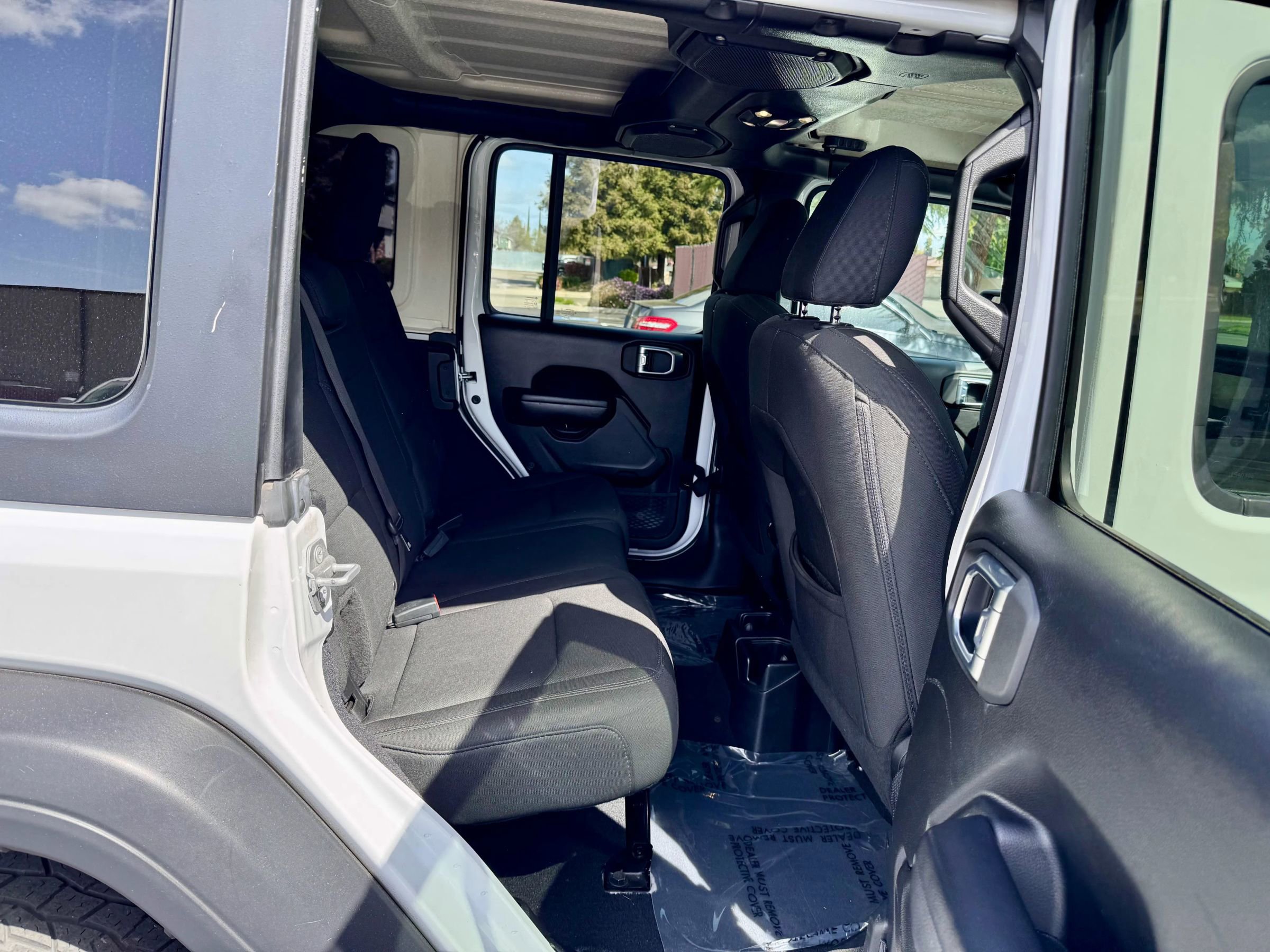 Used 2019 Jeep Wrangler Unlimited Sport S image 10