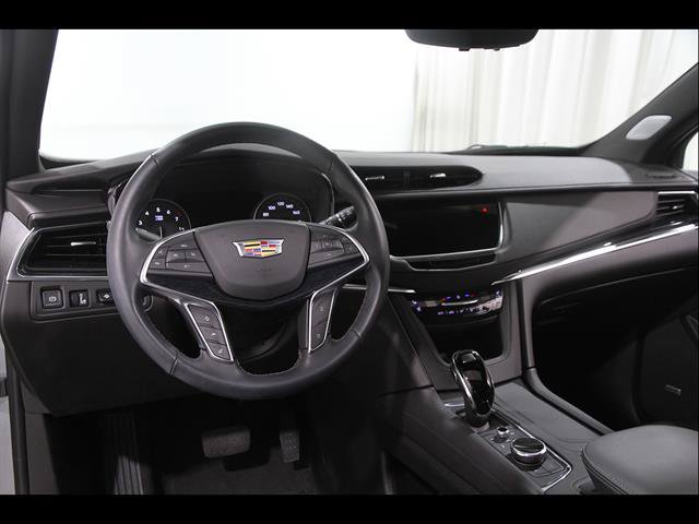 Used 2026 Cadillac XT5 Premium Luxury w/ Driver Assist Package FWD image 6