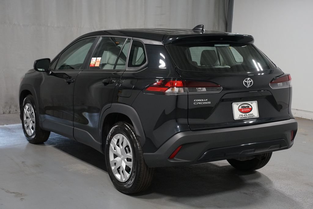 Certified 2026 Toyota Corolla Cross L FWD image 6