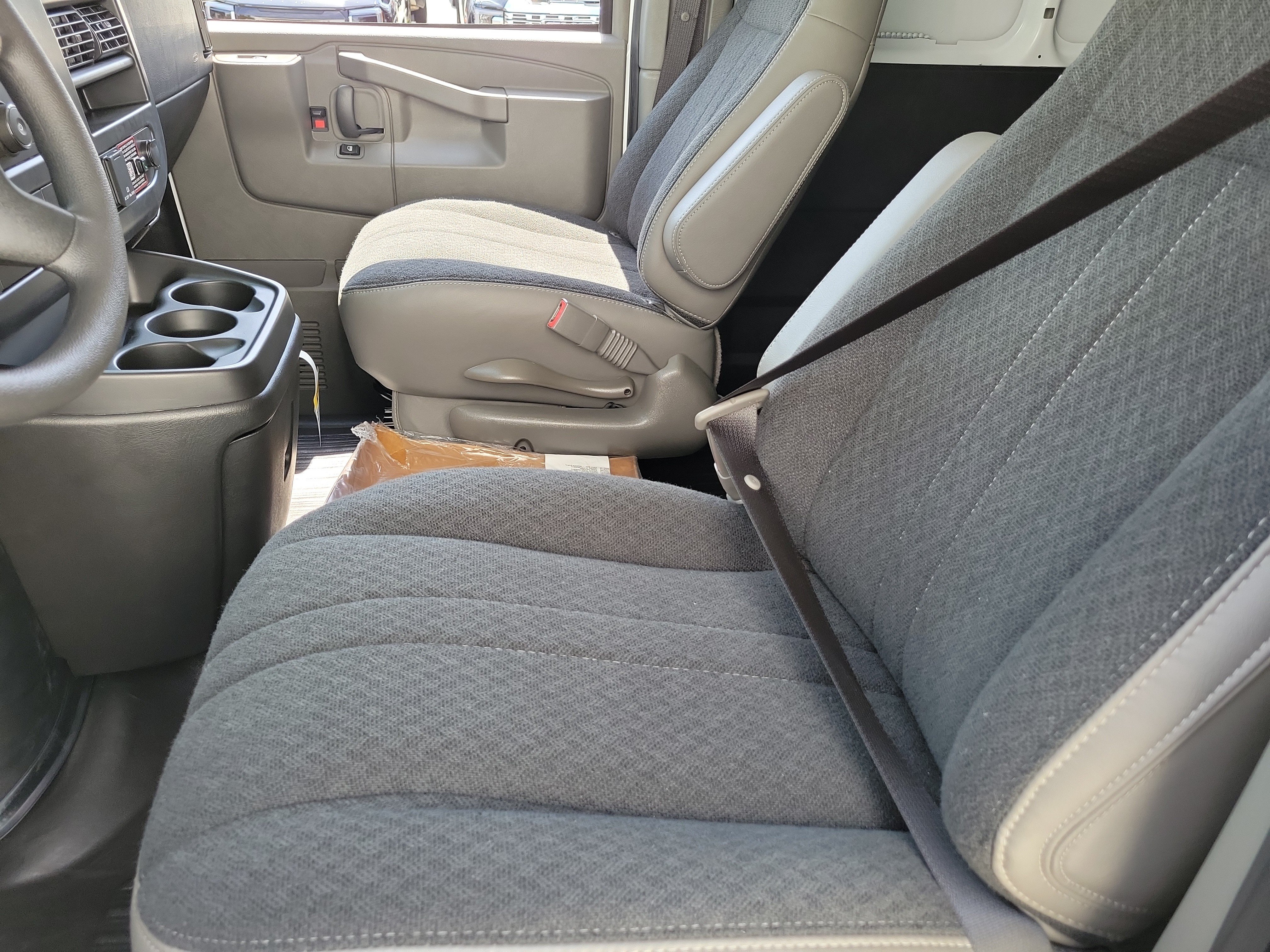 New 2026 GMC Savana 2500 w/ Safety Package RWD image 23