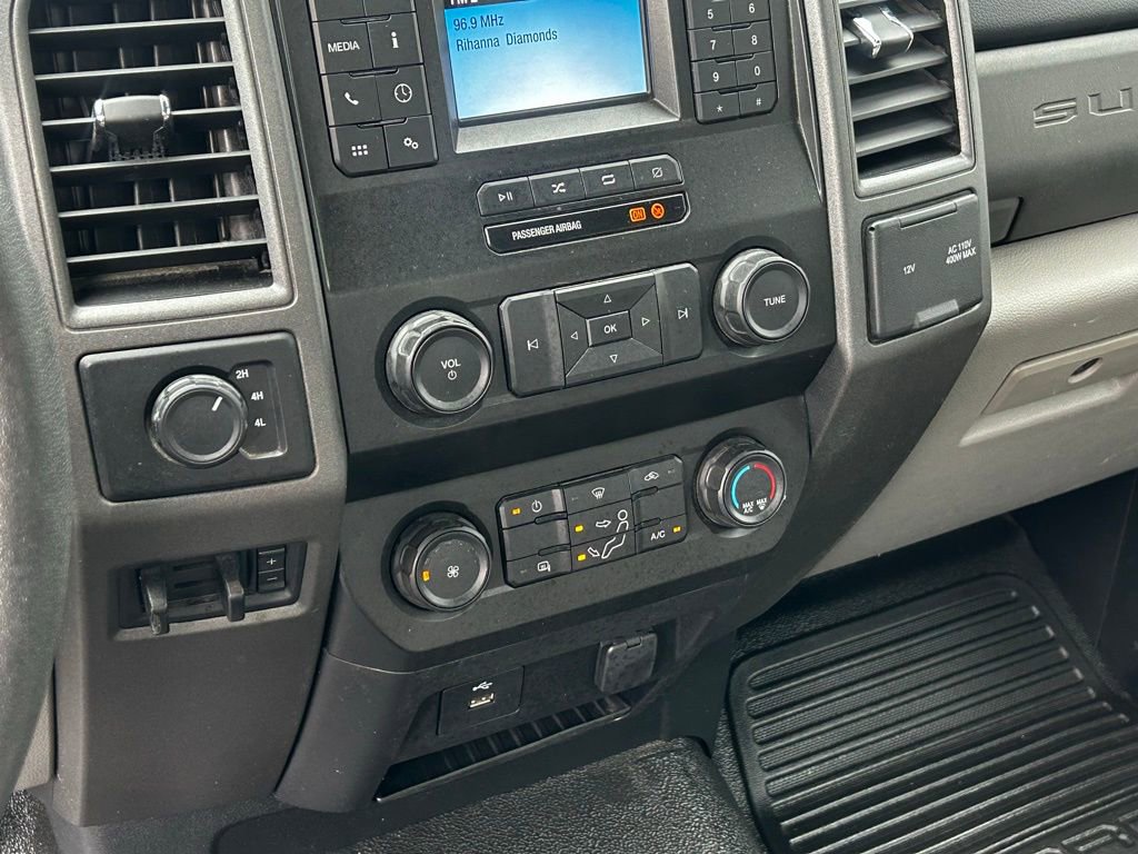 Used 2020 Ford F550 4x4 Regular Cab Super Duty image 20