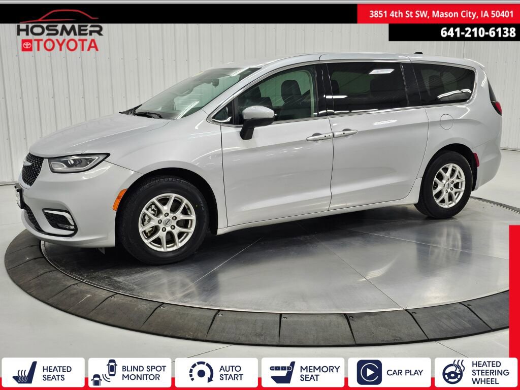 Used 2023 Chrysler Pacifica Touring-L