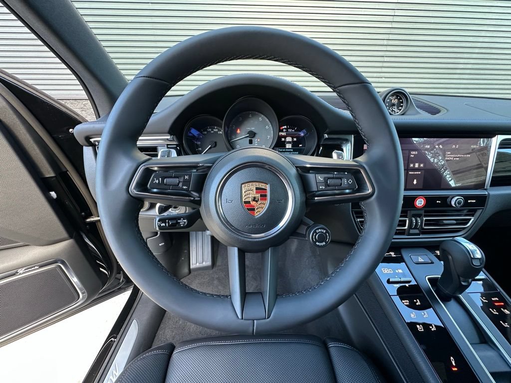 Certified 2026 Porsche Macan S AWD/4WD image 17