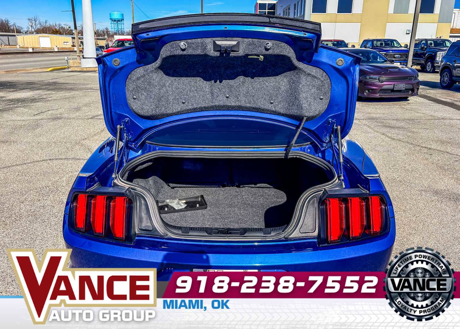 Used 2017 Ford Mustang Coupe image 11