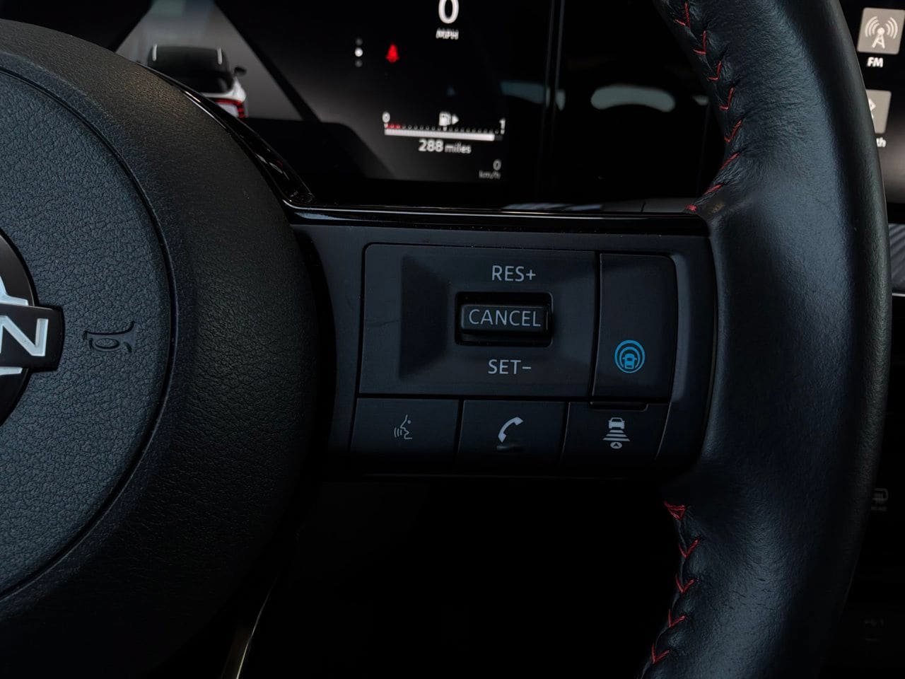 Used 2026 Nissan Kicks SR FWD image 40