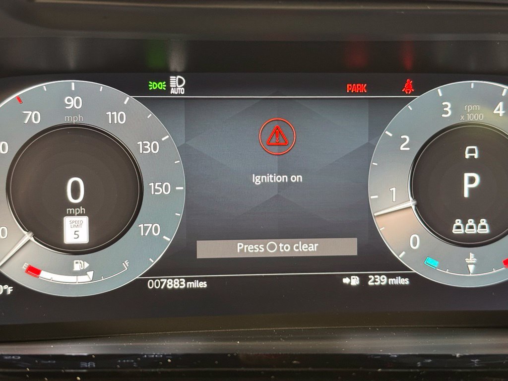 Used 2025 Land Rover Range Rover Evoque S AWD/4WD image 17