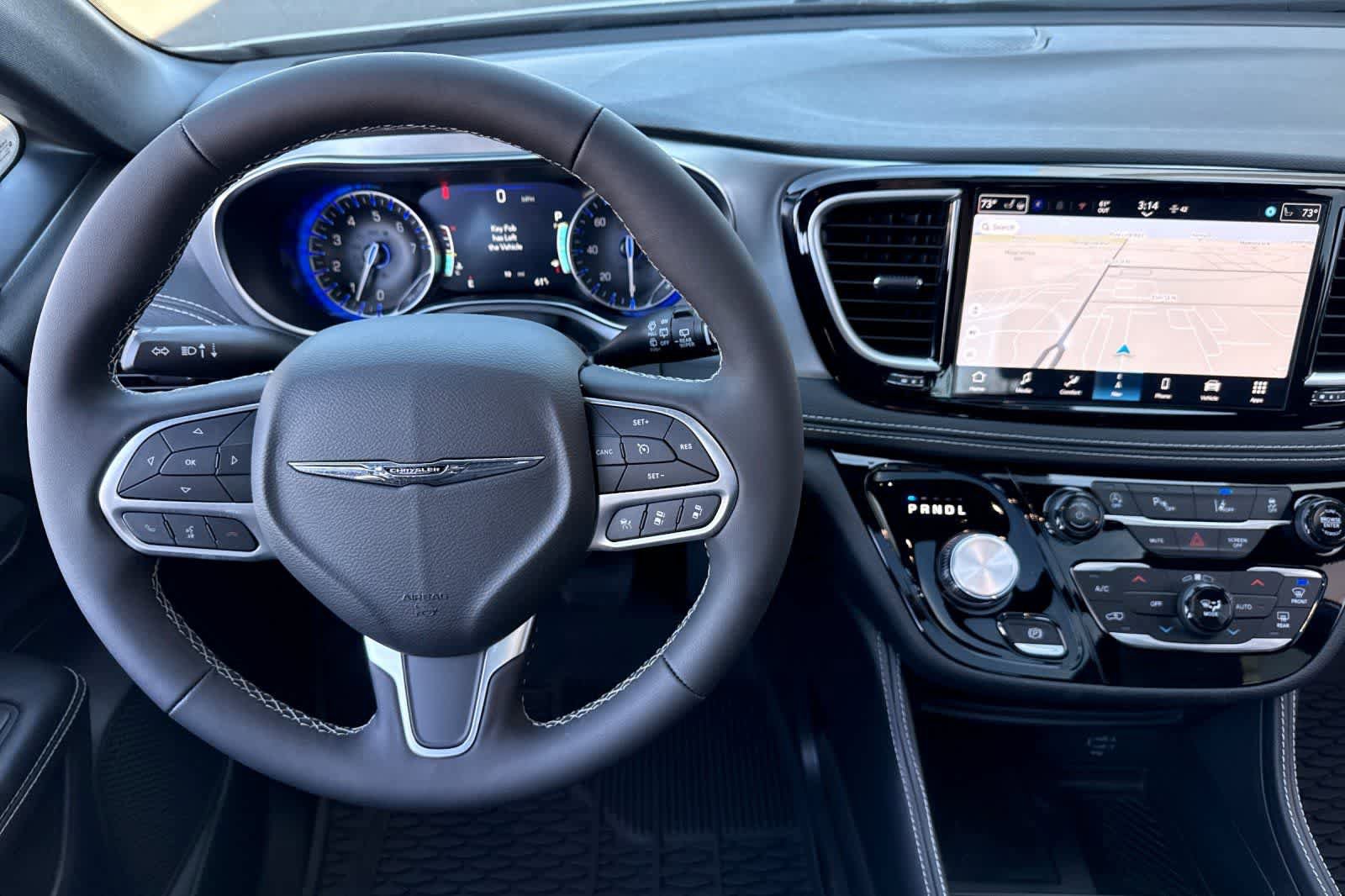 New 2026 Chrysler Pacifica Limited AWD/4WD image 14
