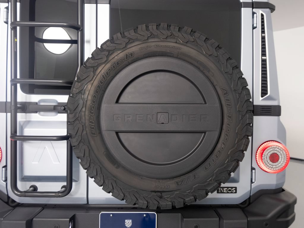 Used 2025 INEOS Grenadier AWD/4WD image 41