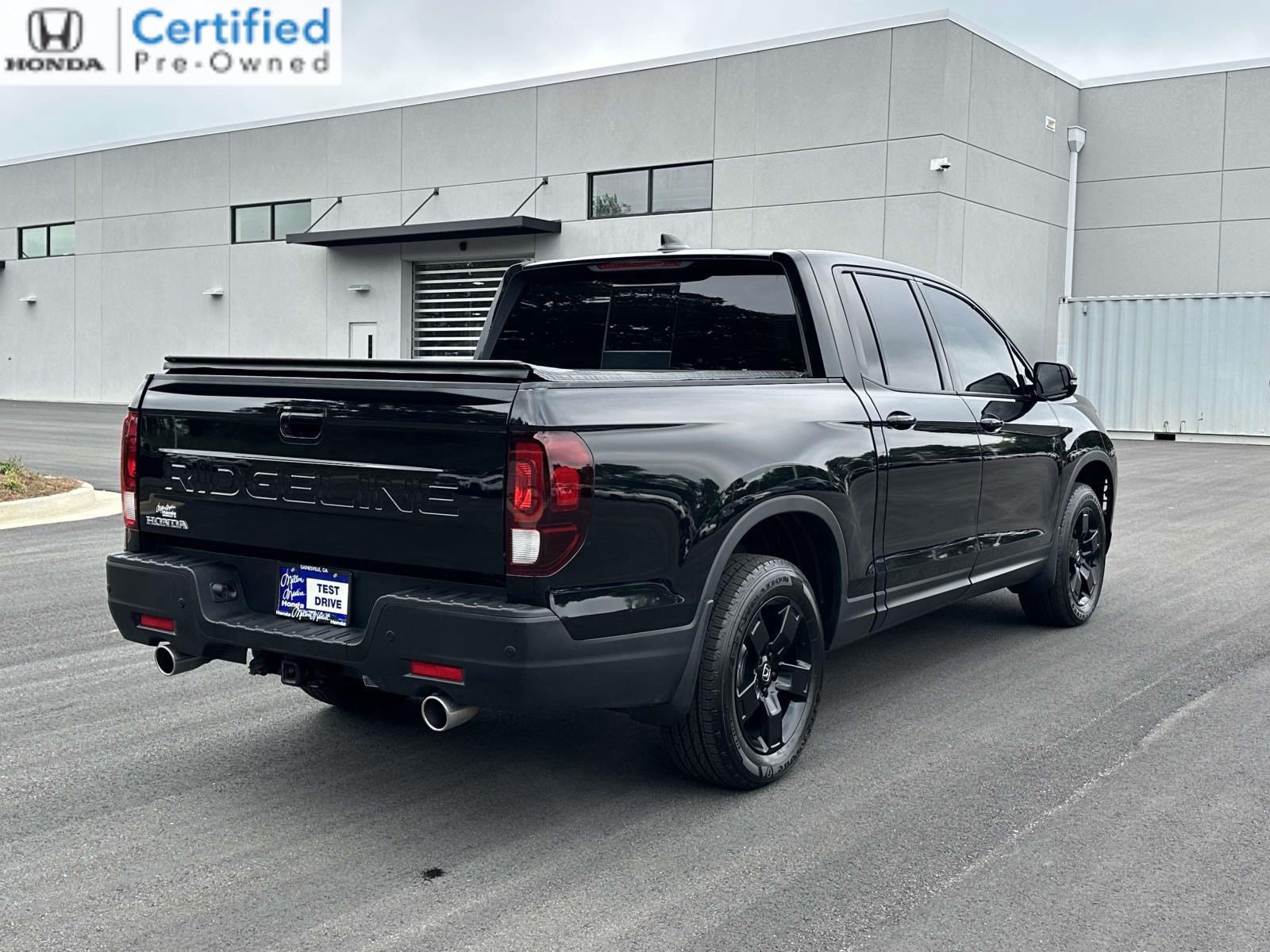Certified 2025 Honda Ridgeline Black Edition image 26