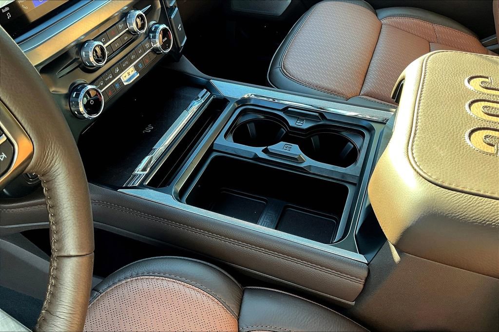 New 2026 Ford F350 4x4 Crew Cab Super Duty image 8