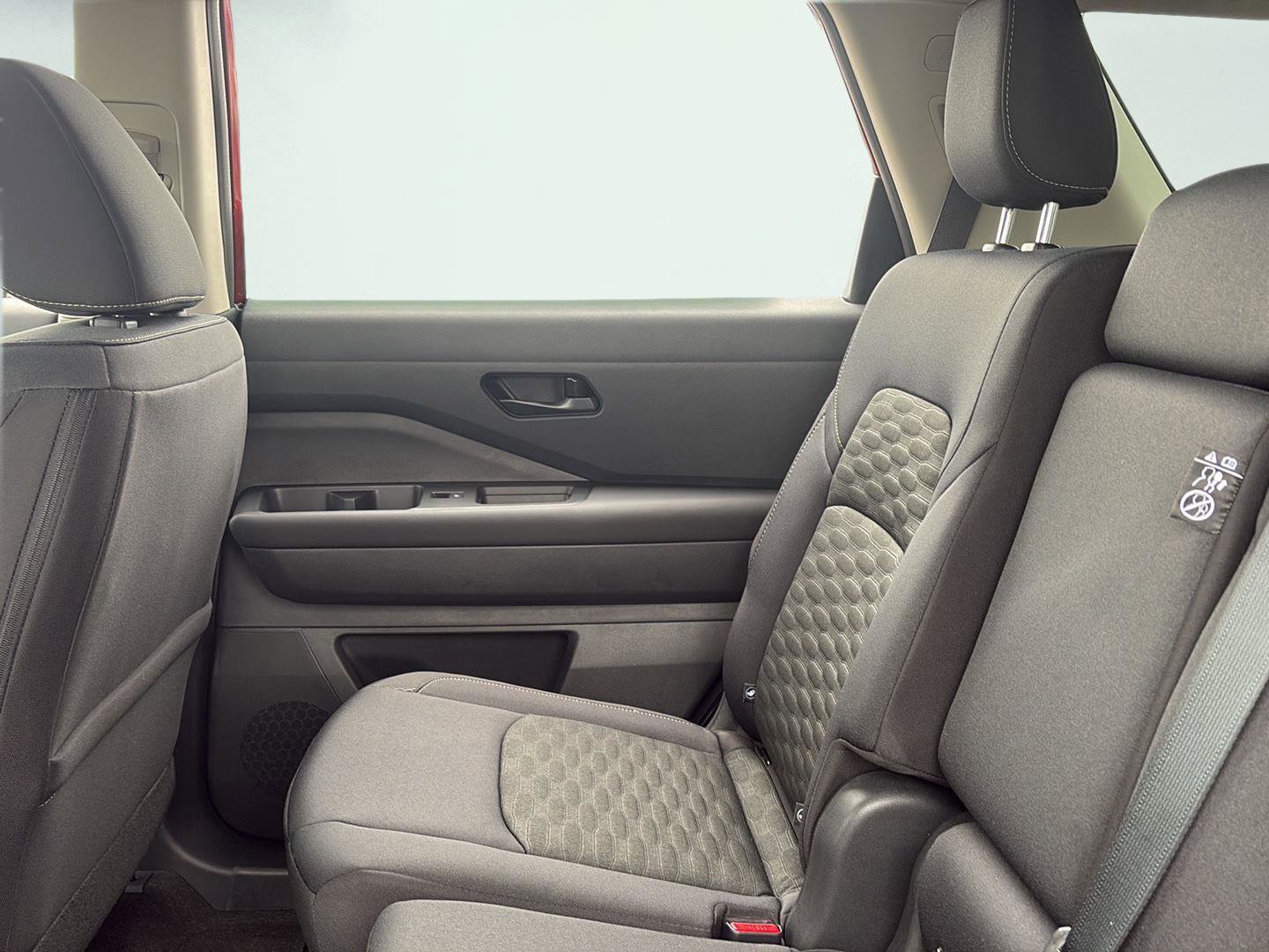New 2026 Nissan Pathfinder SV AWD/4WD image 14