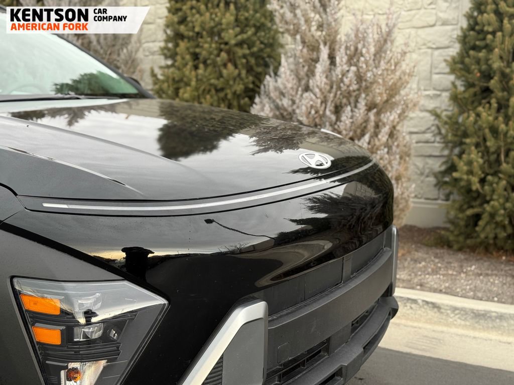 Used 2025 Hyundai Kona SEL image 15