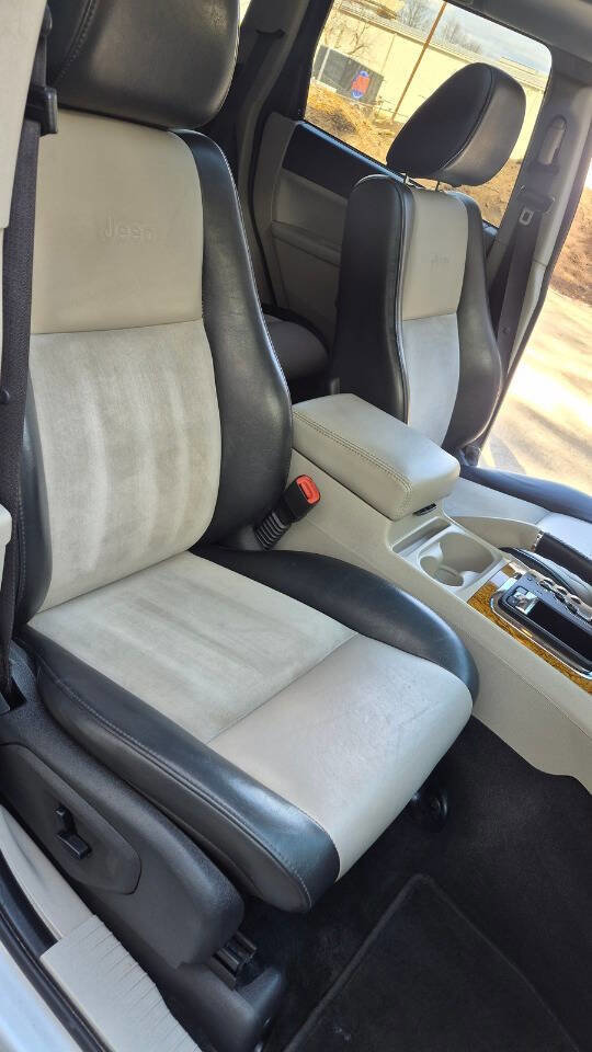 Used 2009 Jeep Grand Cherokee Limited image 73