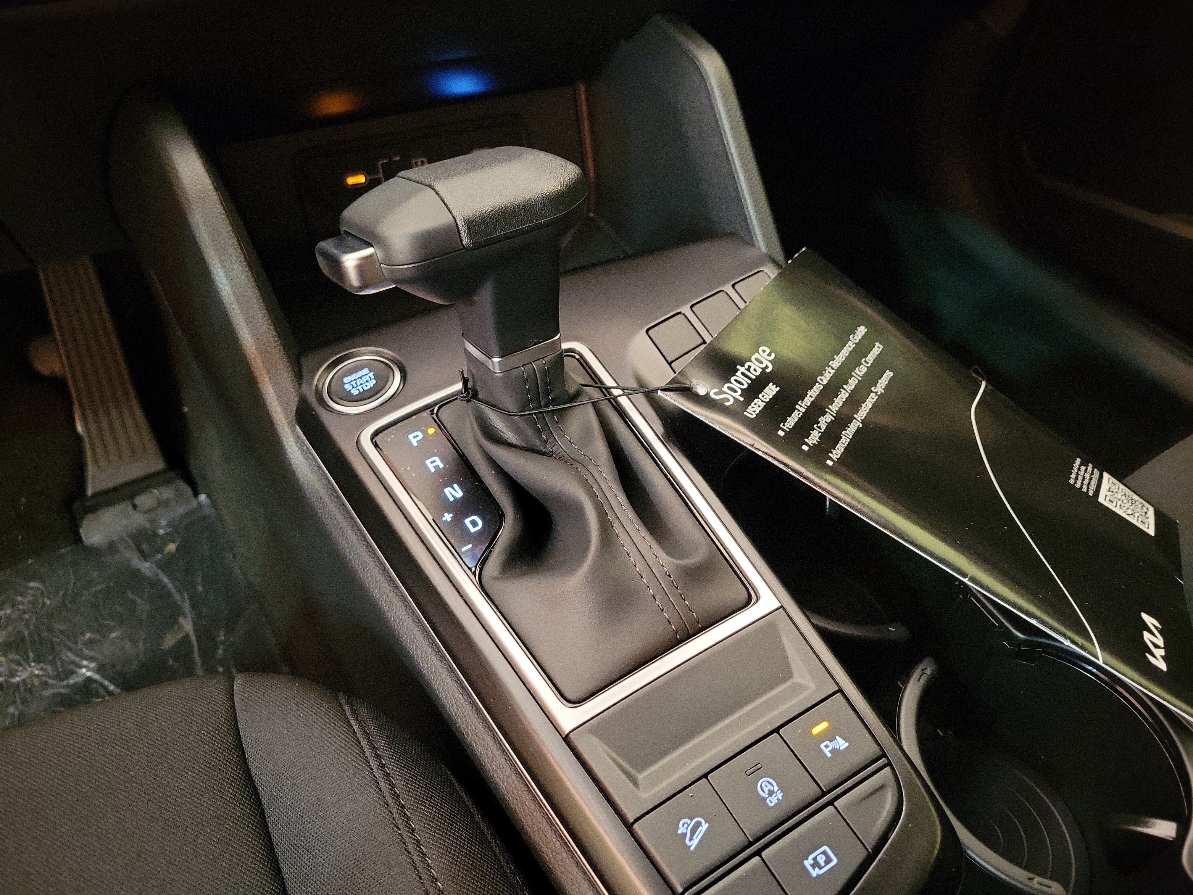 New 2027 Kia Sportage LX FWD image 23