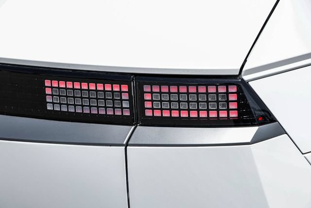 New 2026 Hyundai Ioniq 5 SEL RWD image 10