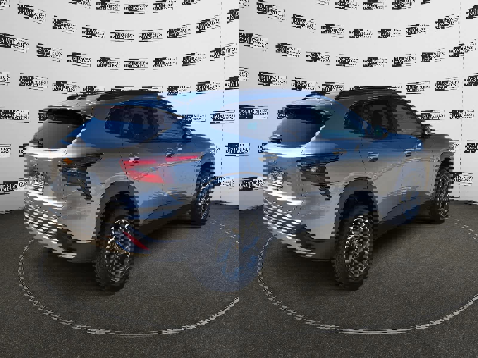 Used 2025 Chevrolet Trax LT w/ LT Convenience Package image 6