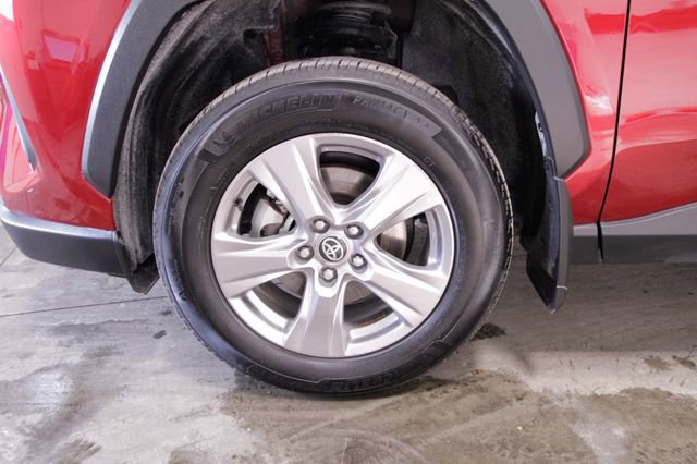 Used 2024 Toyota RAV4 XLE image 10