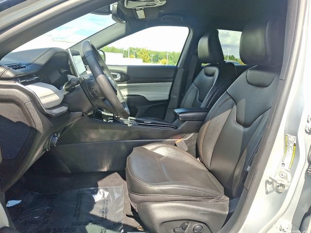 Used 2024 Jeep Compass Limited AWD/4WD image 13