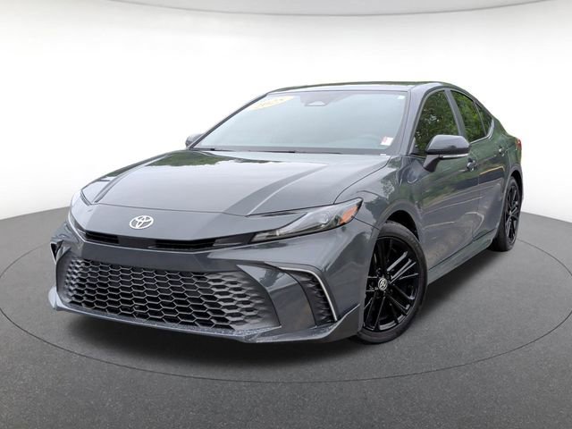 Used 2025 Toyota Camry SE w/ Convenience Package FWD image 1