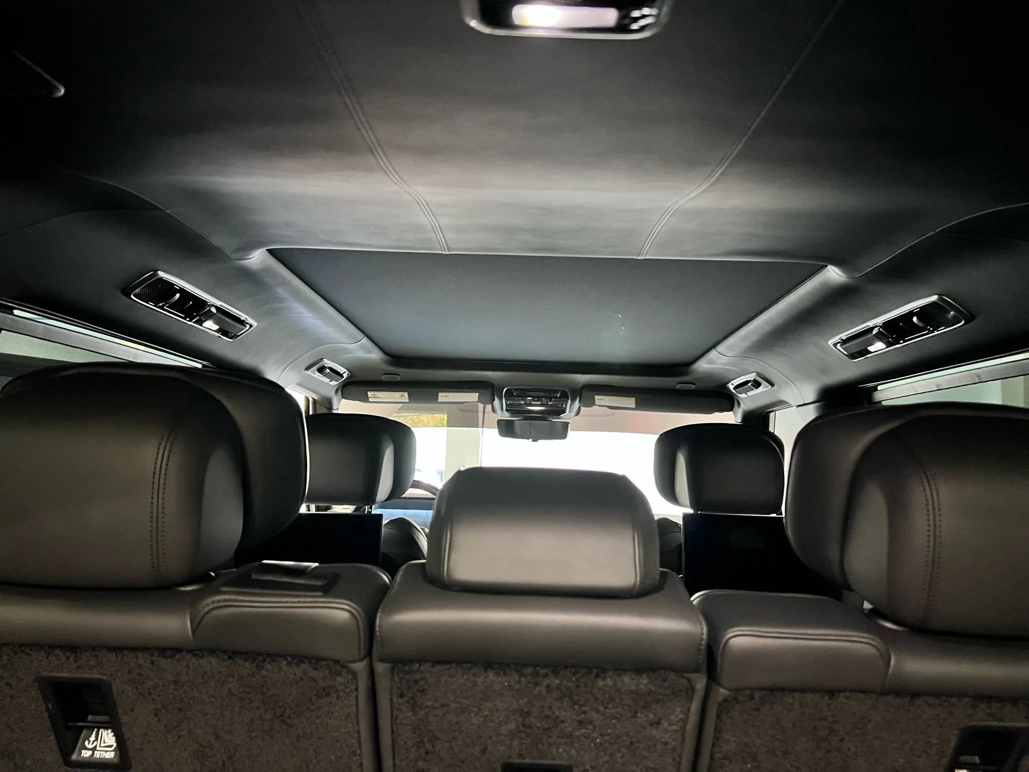 Used 2023 Land Rover Range Rover Long Wheelbase Autobiography image 27