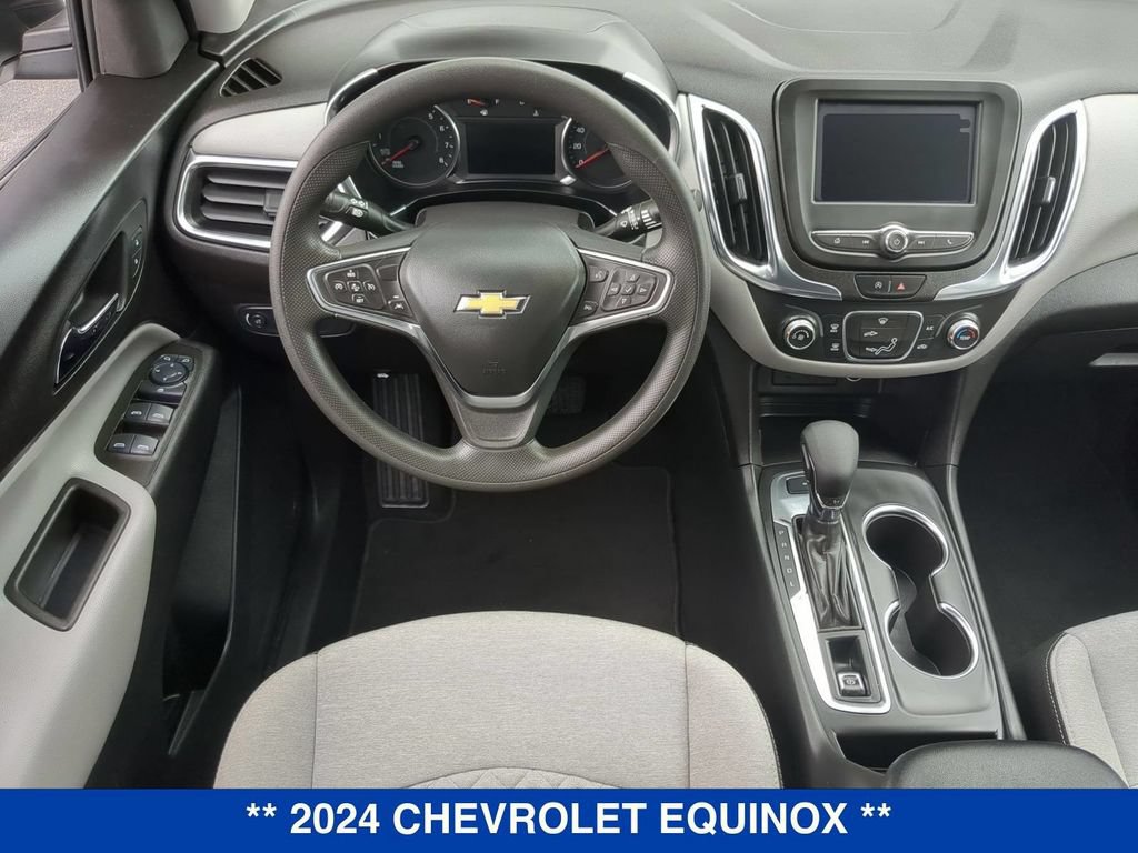 Used 2024 Chevrolet Equinox LS w/ LS Convenience Package AWD/4WD image 19