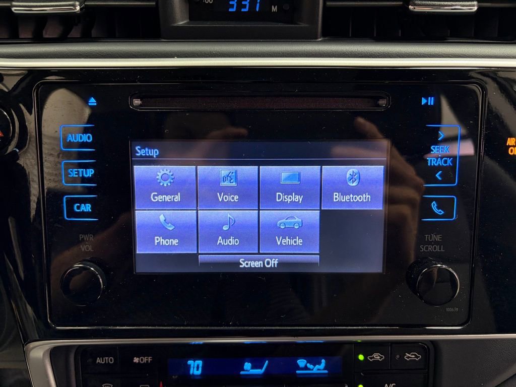 Used 2017 Toyota Corolla SE FWD image 13