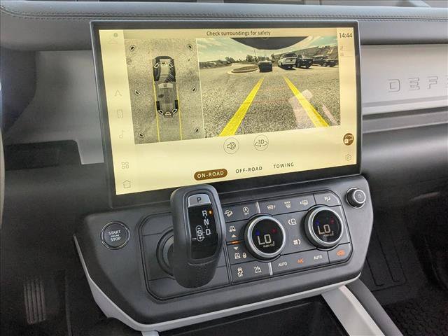 New 2026 Land Rover Defender 110 X-Dynamic SE AWD/4WD image 13