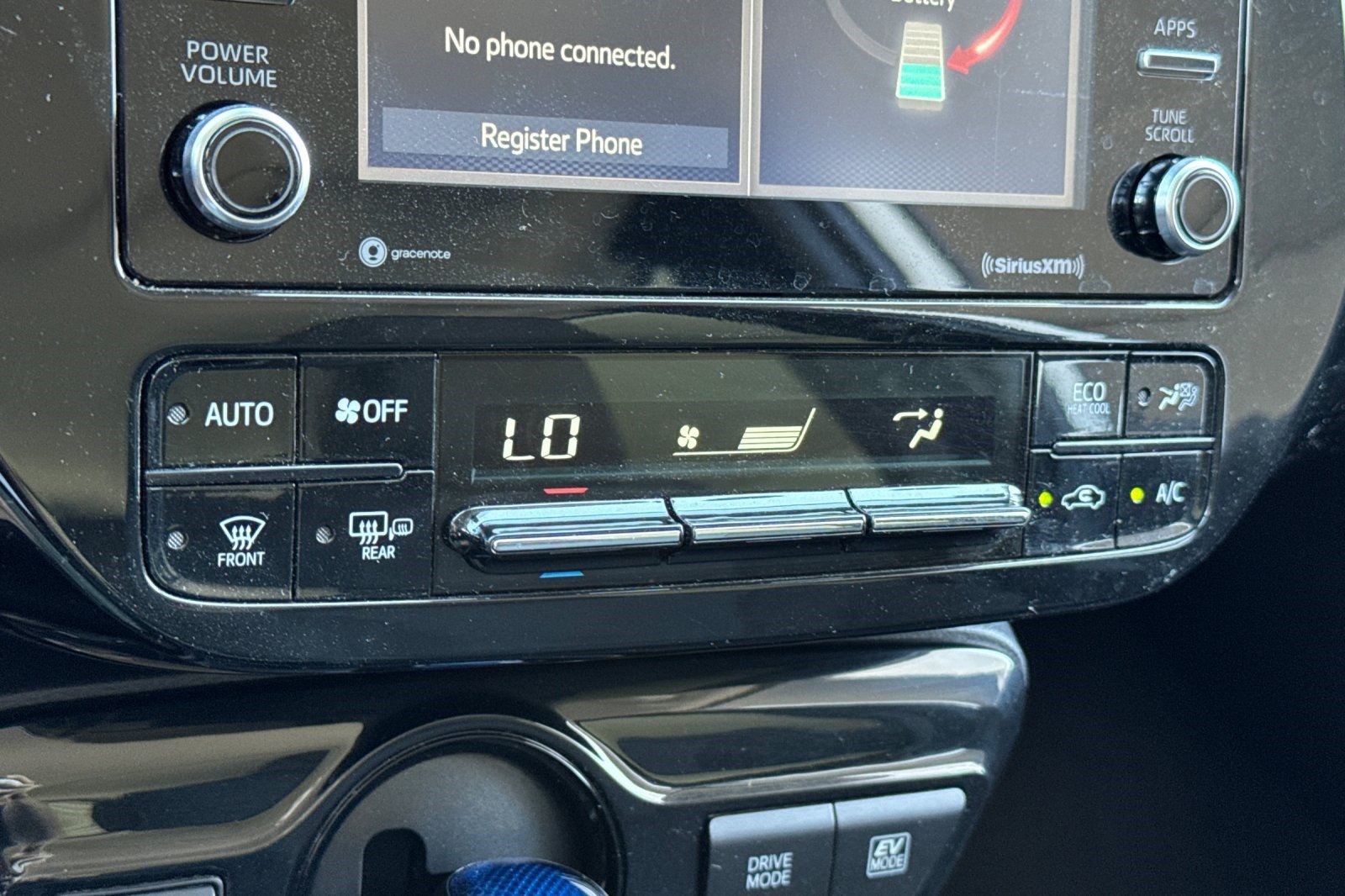 Certified 2022 Toyota Prius LE FWD image 19