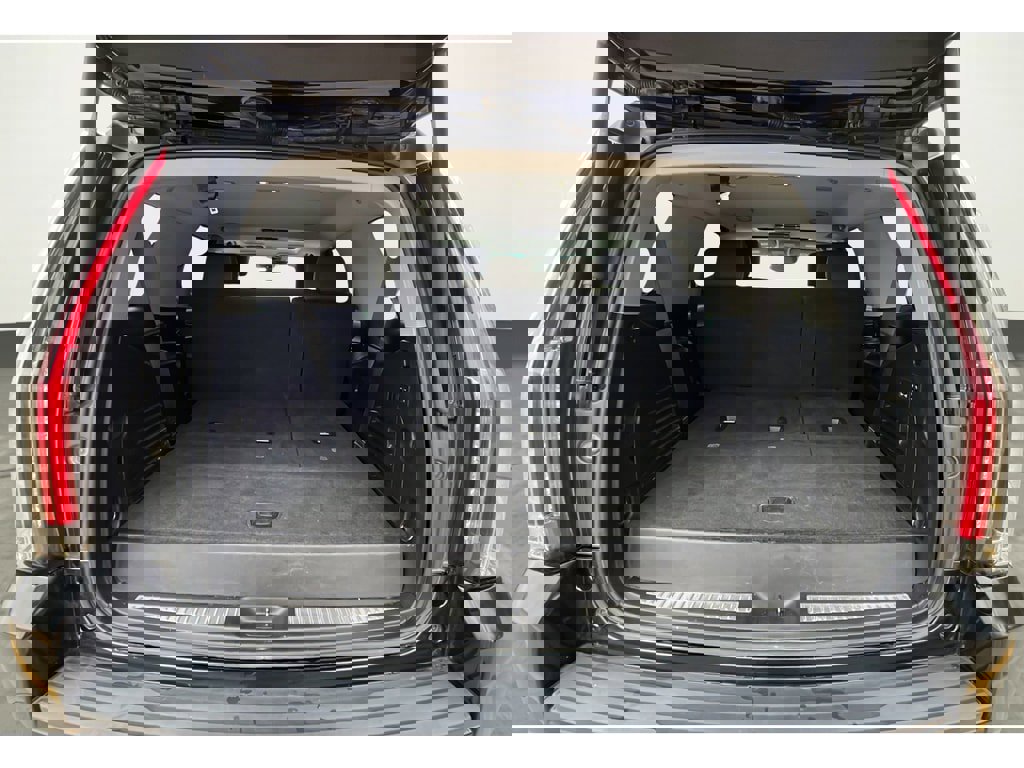 Used 2018 GMC Yukon SLT w/ Open Road Package image 20