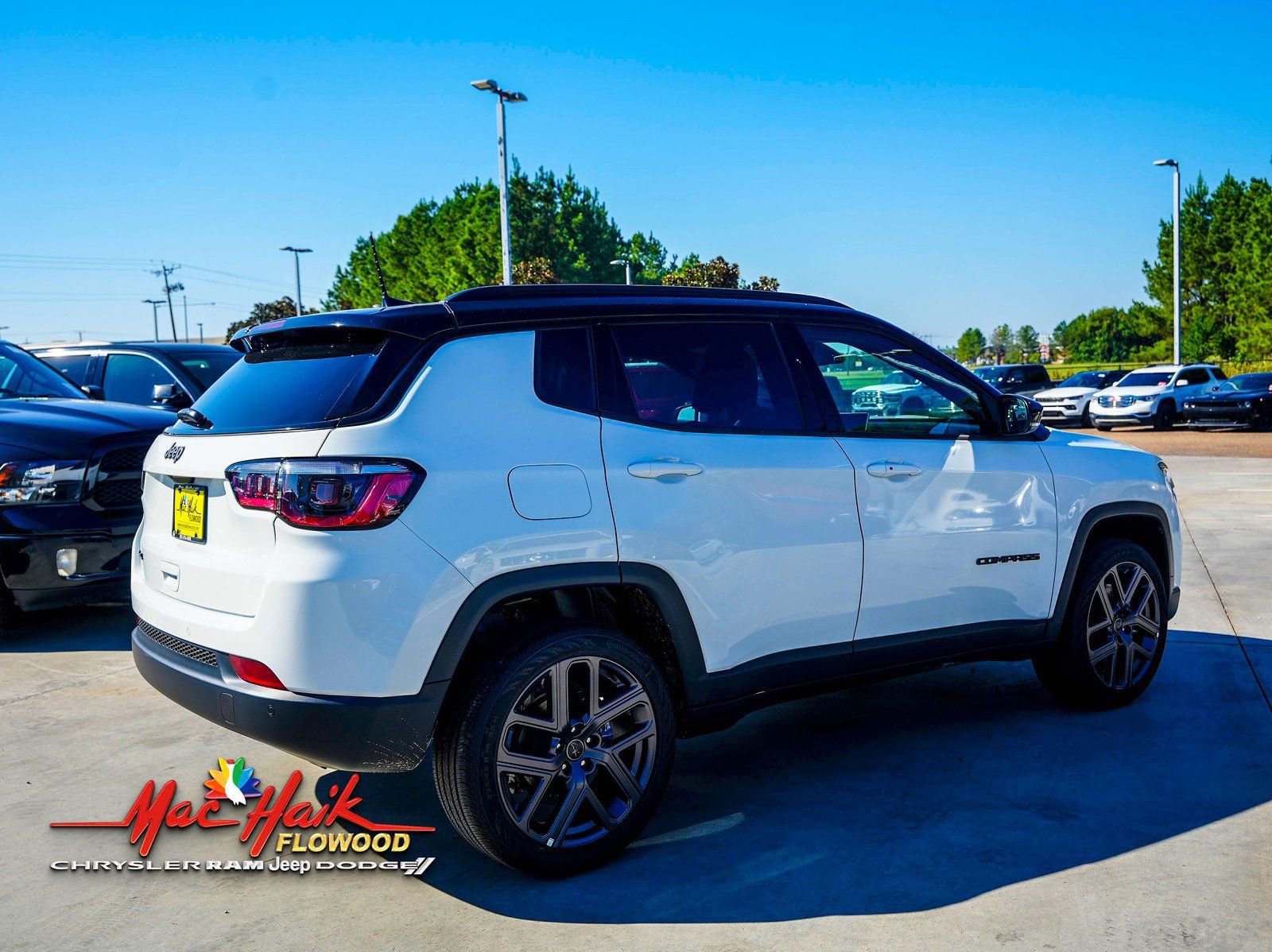 New 2026 Jeep Compass Limited image 7