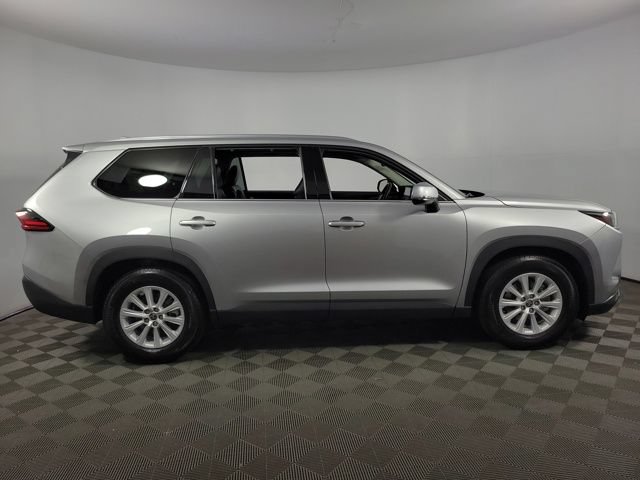 Used 2025 Toyota Grand Highlander FWD image 10