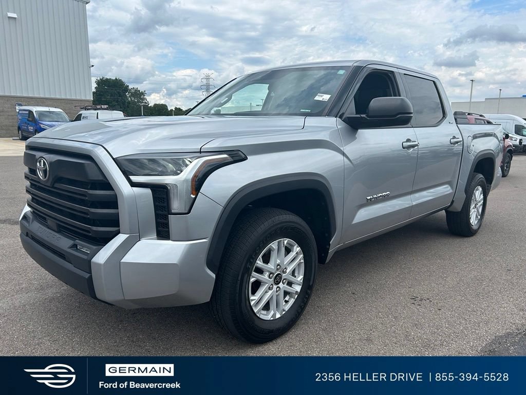 Used 2023 Toyota Tundra SR5 w/ SR5 Premium Package AWD/4WD image 4