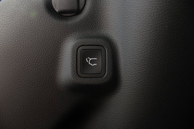 New 2026 Jeep Compass Limited w/ Limited Altitude Pack image 17