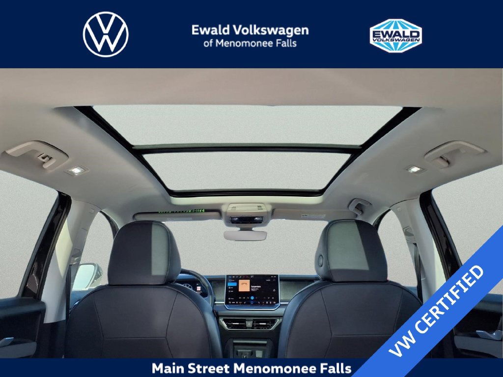 Used 2026 Volkswagen Tiguan SE AWD/4WD image 24