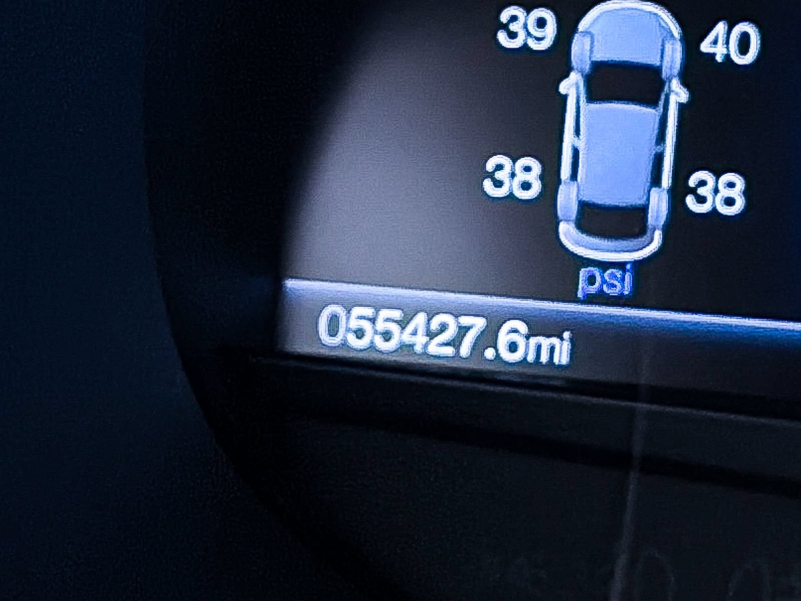 Used 2019 Ford Edge Titanium FWD image 33