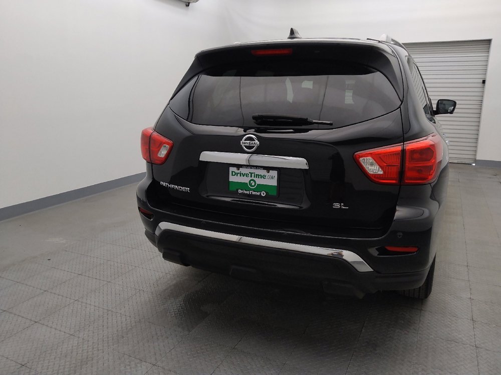 Used 2020 Nissan Pathfinder SL image 7